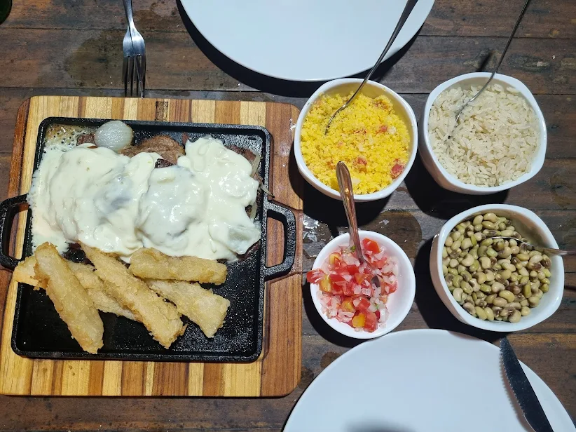 Restaurante Meu quintal Noronha 